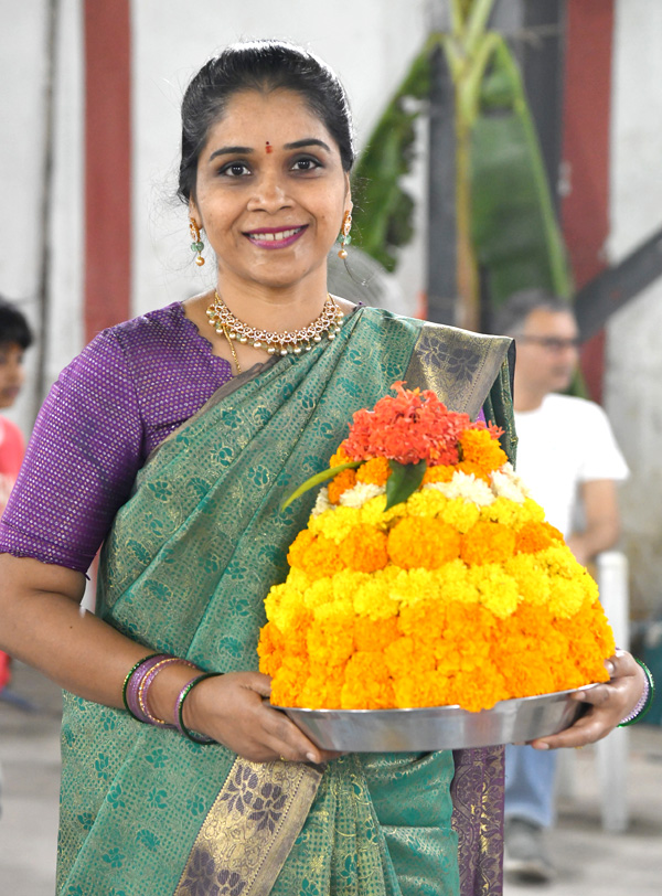  Engilipula Bathukamma Celebrations At Telangana14