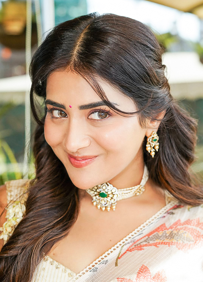 Rashi Singh Latest Photos 3