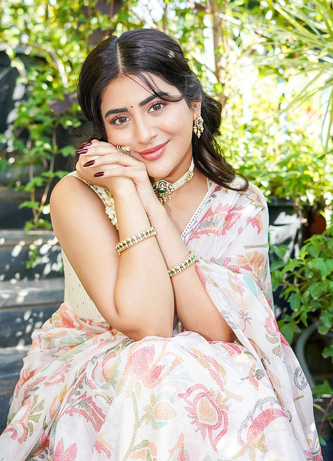 Rashi Singh Latest Photos 7