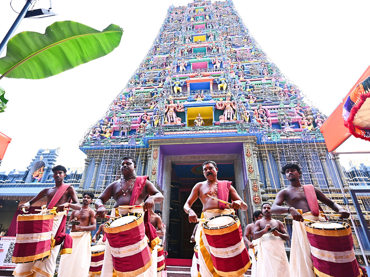 Indrakeeladri Dasara Celebrations Begin Photos3