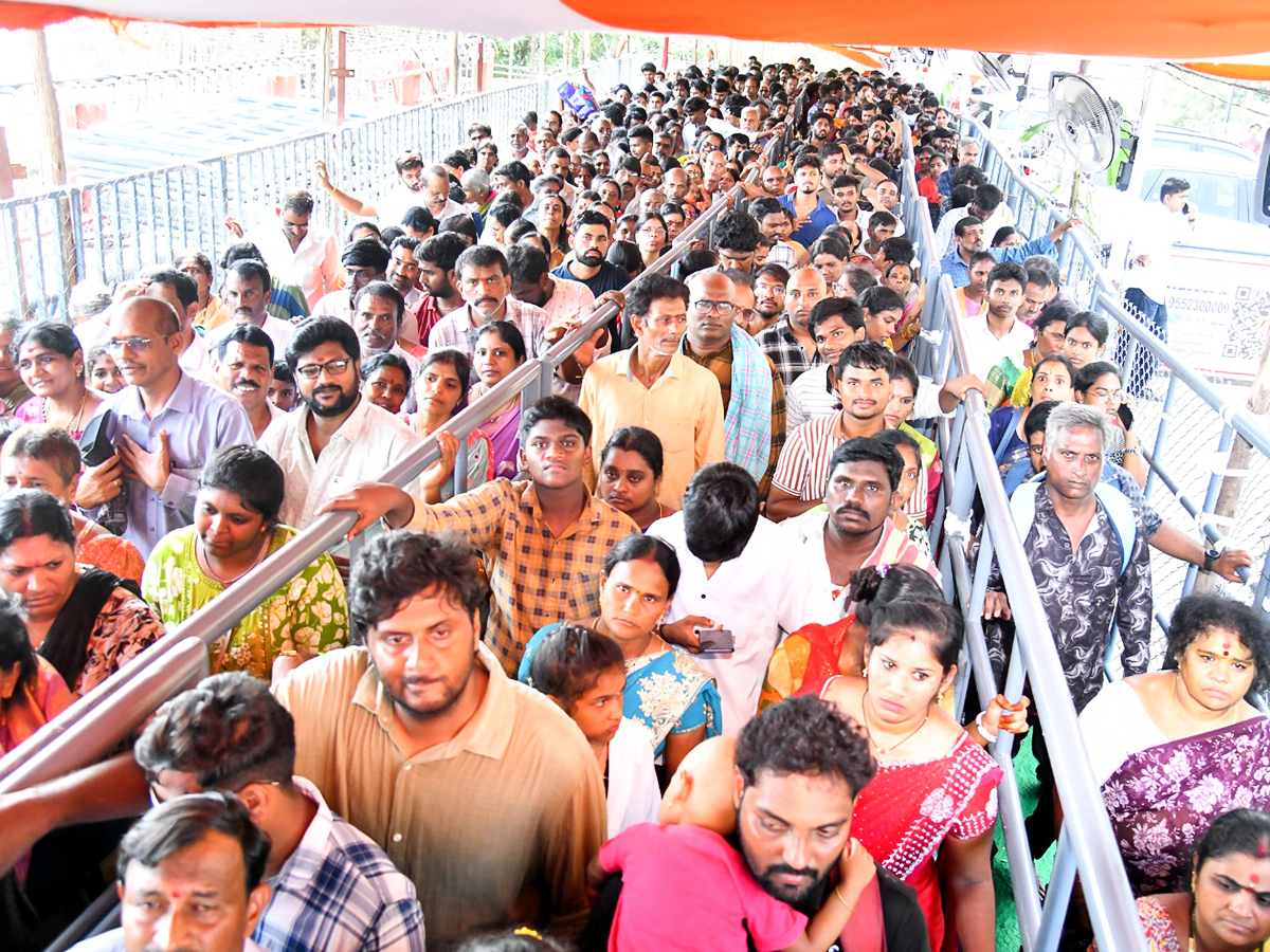 Indrakeeladri Dasara Celebrations Begin Photos22