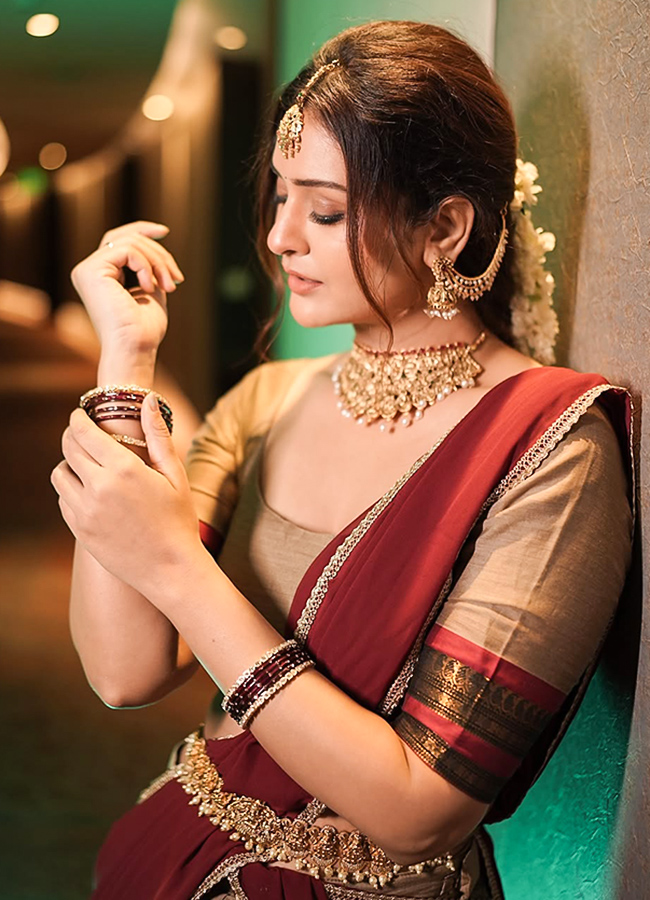 Payal Rajput Stunning Look Goes Viral2