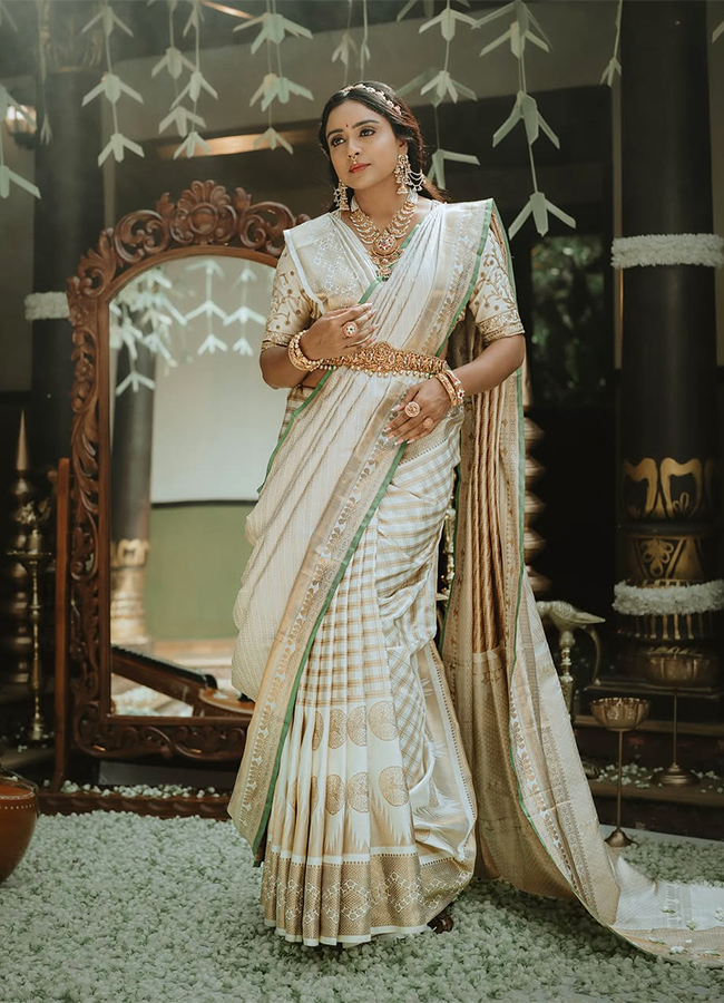 Dussehra 2026 Special : Actress Vithika Sheru Latest Photos2