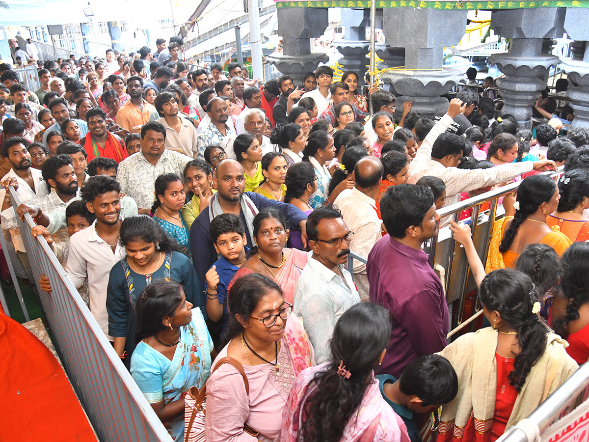 Indrakeeladri Dasara Celebrations 2026 HD Photos2
