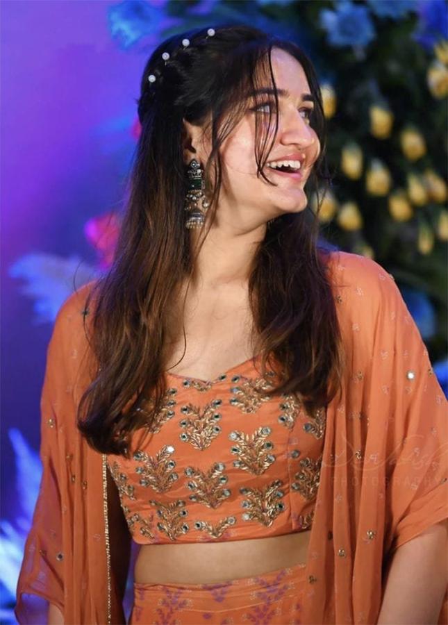 Introducing Medha Meka New Movie in Tollywood9