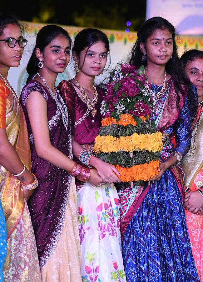 Kalvakuntla Kavitha Bathukamma Celebrations in 2026 Osmania University14