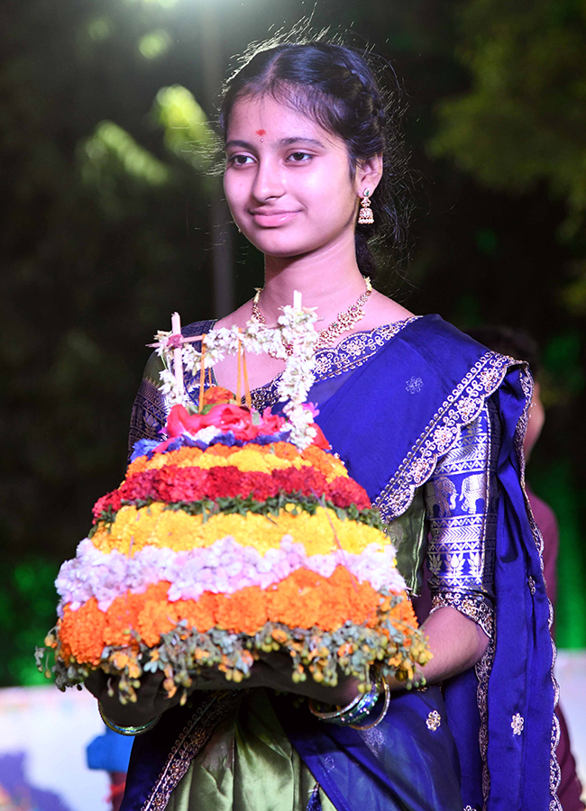 Kalvakuntla Kavitha Bathukamma Celebrations in 2026 Osmania University9