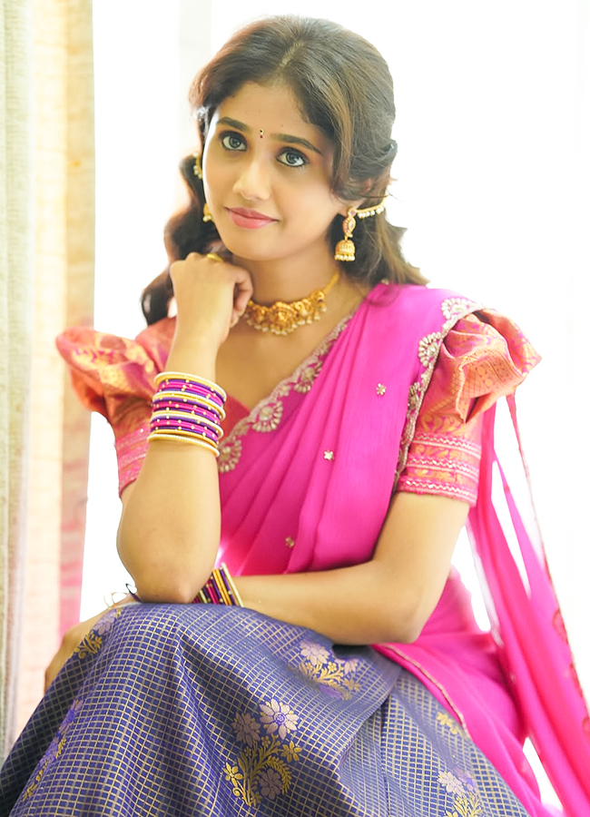 Irumudi Actress Sam Langa Von Looks   2