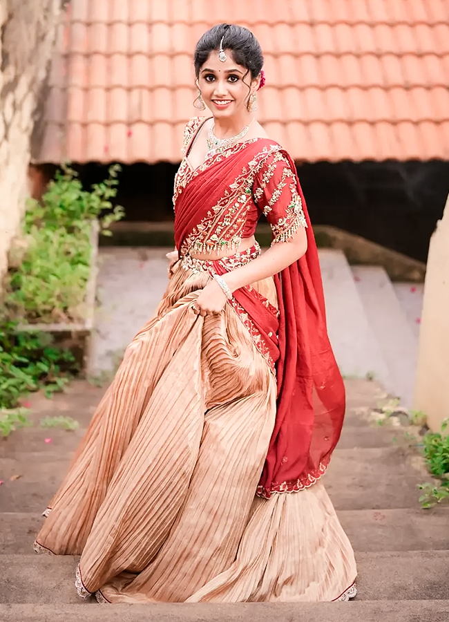 Irumudi Actress Sam Langa Von Looks   12