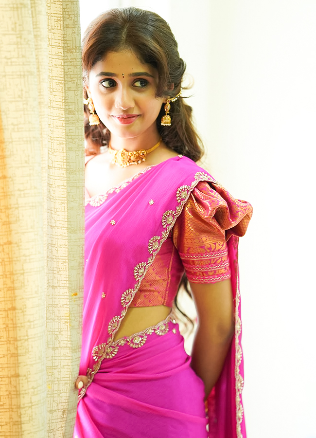 Irumudi Actress Sam Langa Von Looks   3