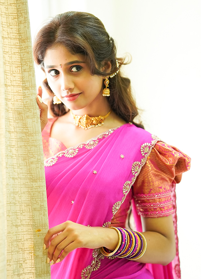 Irumudi Actress Sam Langa Von Looks   4