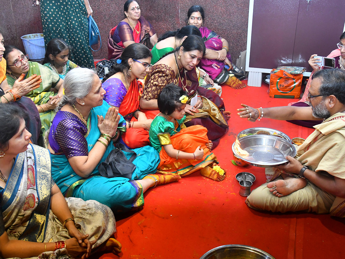 Dasara Navaratri Celebrations In Kanaka Durga Temple Vijayawada16