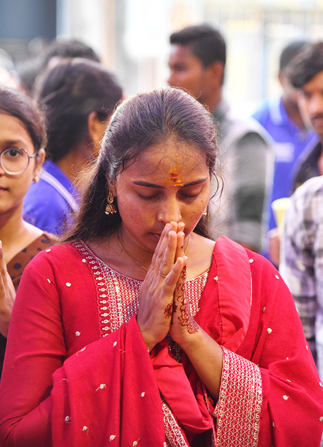 Dasara Navaratri Celebrations In Kanaka Durga Temple Vijayawada23