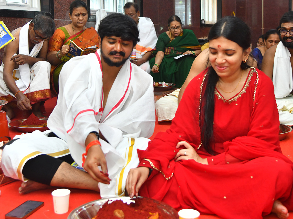 Dasara Navaratri Celebrations In Kanaka Durga Temple Vijayawada9