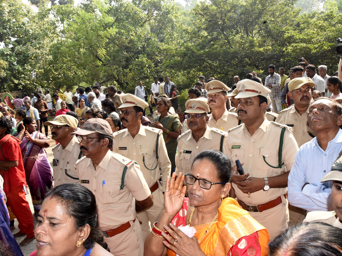 Devotional : Paidi Thalli Sirimanotsavam In Vizianagaram HD Photos14