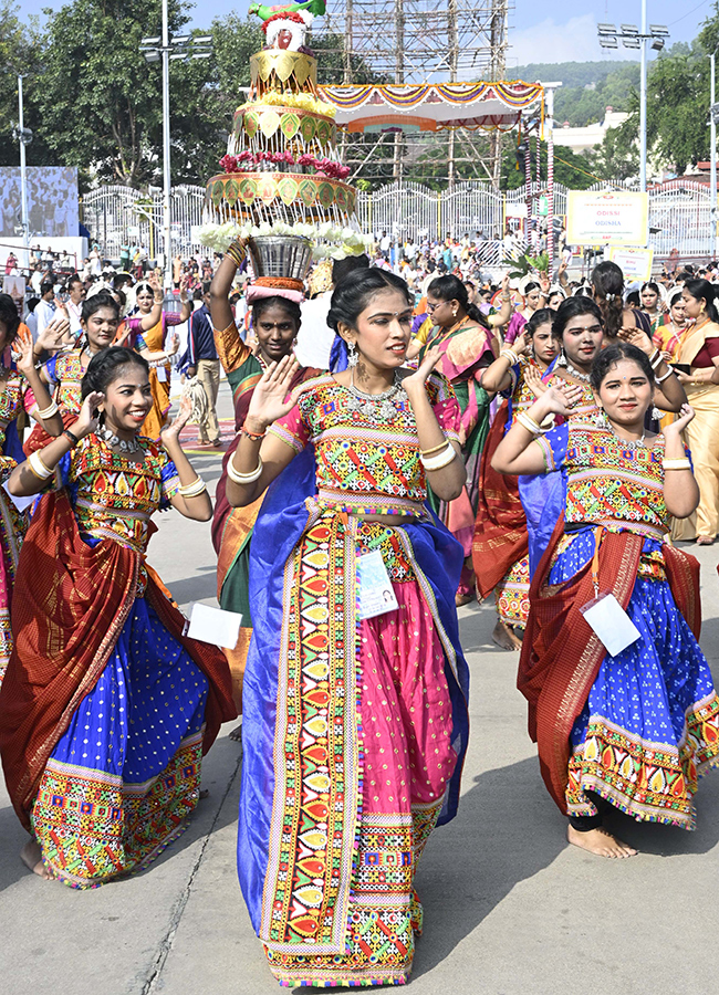 Tirumala : Sri Malayappa Swamy Chinna Sesha Vahanam HD Photos22