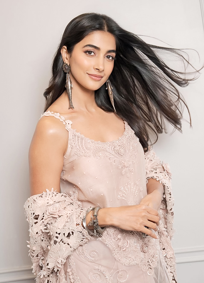 Pooja Hegde Birthday Special3