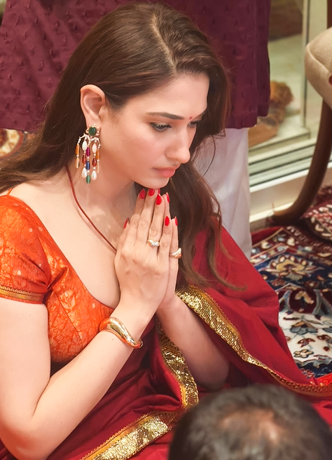 Tamannaah Bhatia has visited the Vaishno Devi shrine4