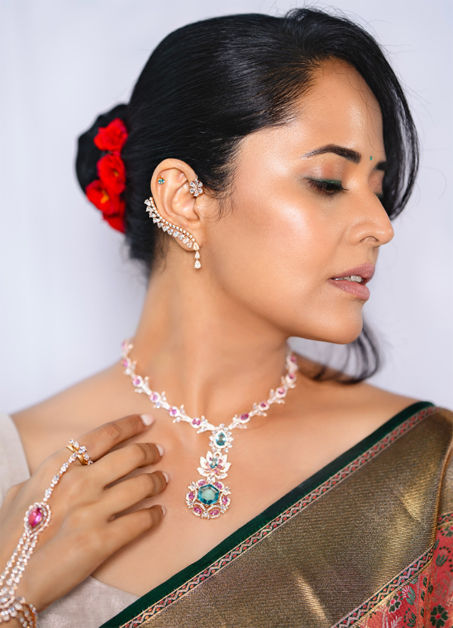 Actress Anasuya Bharadwaj Latest Photos Viral Now2