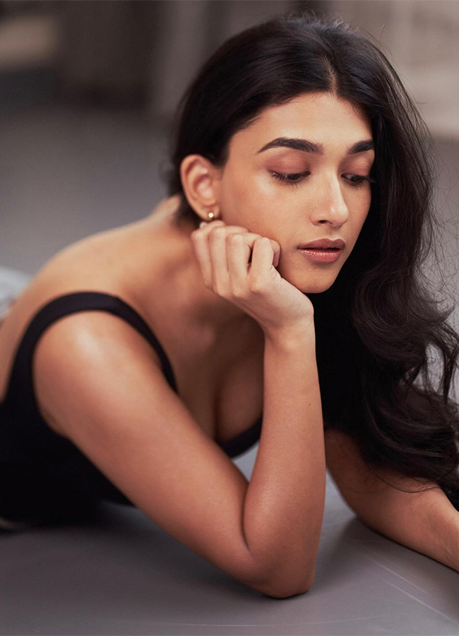 Alias Rukmini Movie Heroine Aafiya Sayed Viral Photos16