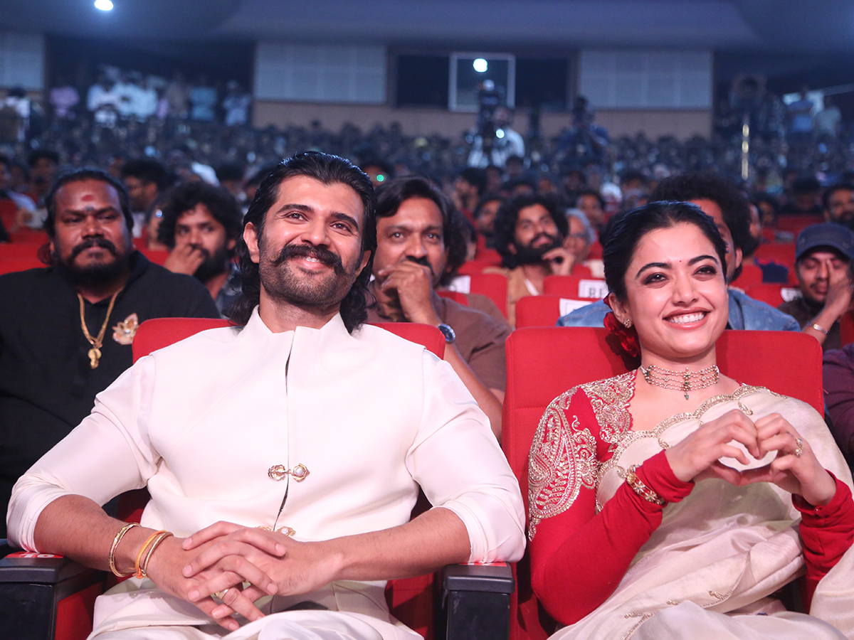 Rashmika Mandanna and Vijay Deverakonda Beautiful Photos2