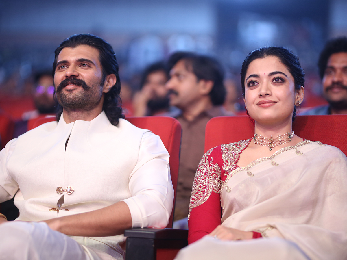 Rashmika Mandanna and Vijay Deverakonda Beautiful Photos27