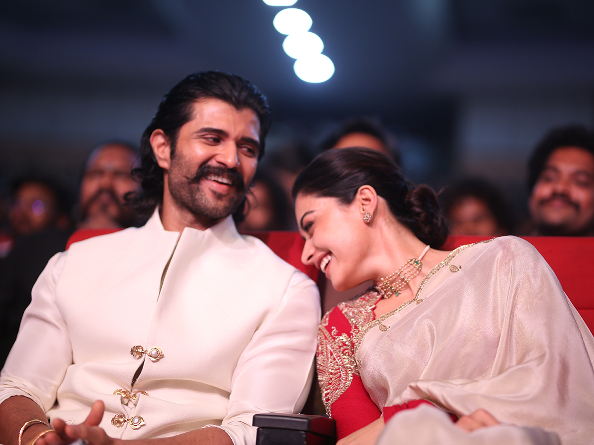 Rashmika Mandanna and Vijay Deverakonda Beautiful Photos28