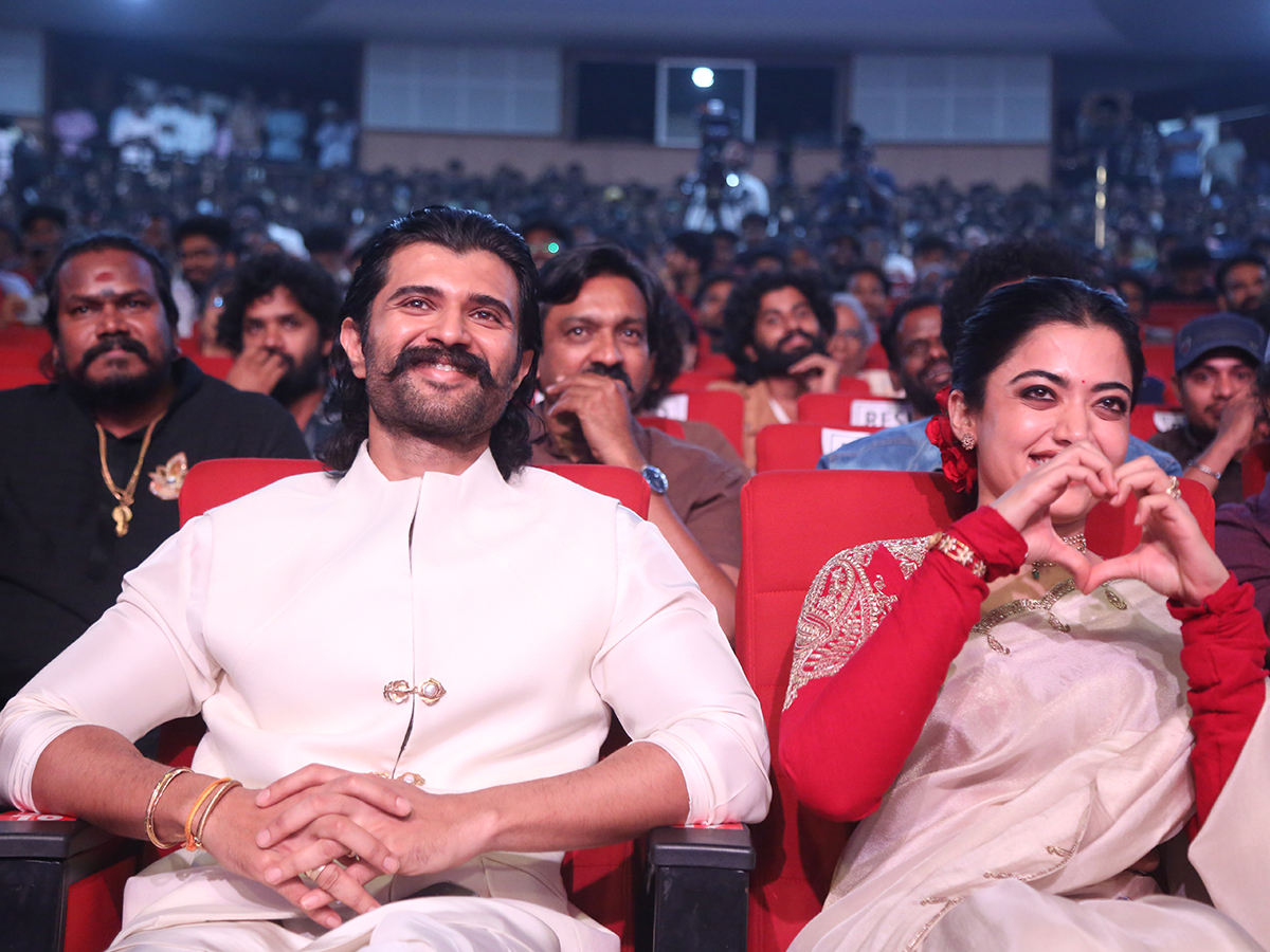 Rashmika Mandanna and Vijay Deverakonda Beautiful Photos3