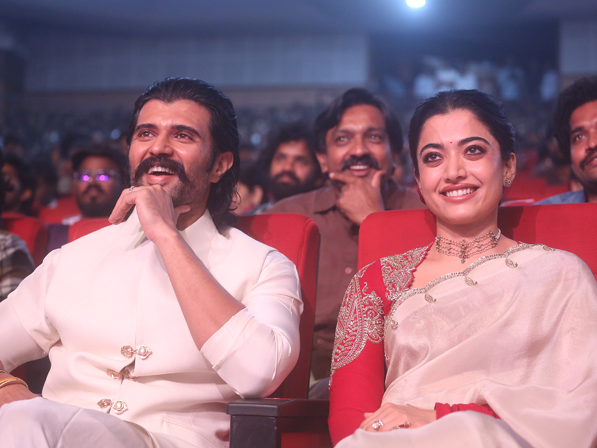 Rashmika Mandanna and Vijay Deverakonda Beautiful Photos4
