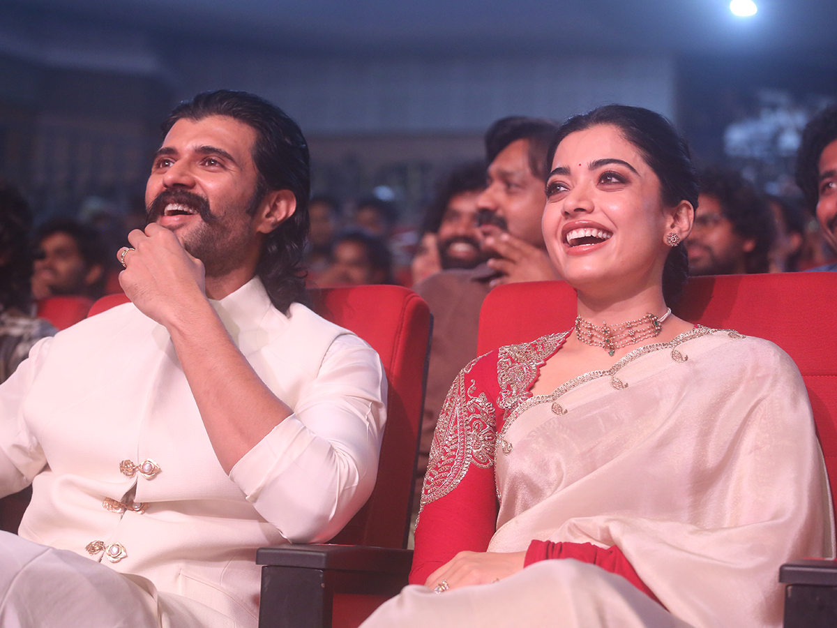 Rashmika Mandanna and Vijay Deverakonda Beautiful Photos5