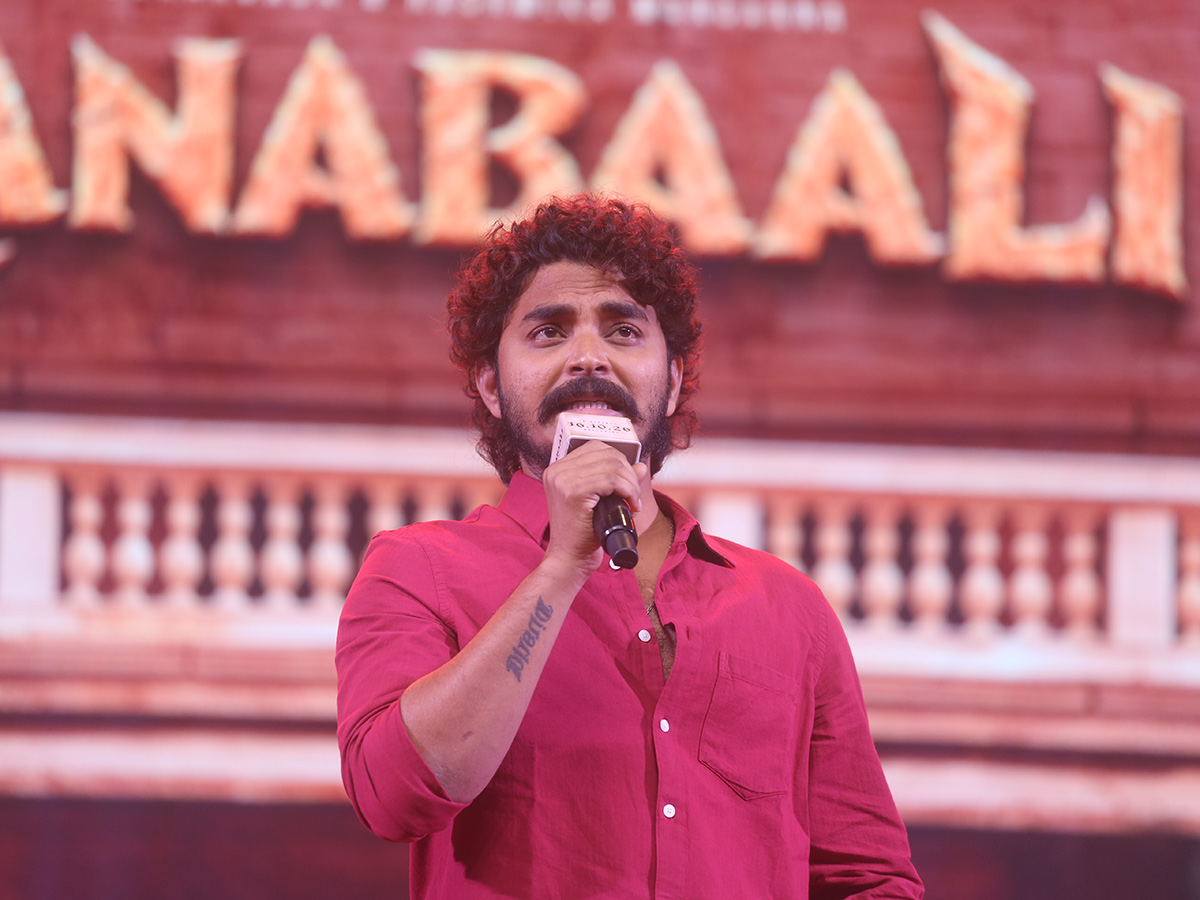 Vijay Deverakonda Ranabaali Moive Pre Release Event Photo Gallery12