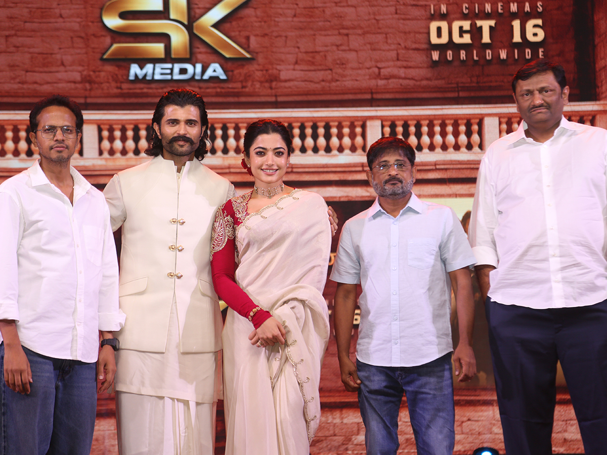 Vijay Deverakonda Ranabaali Moive Pre Release Event Photo Gallery2