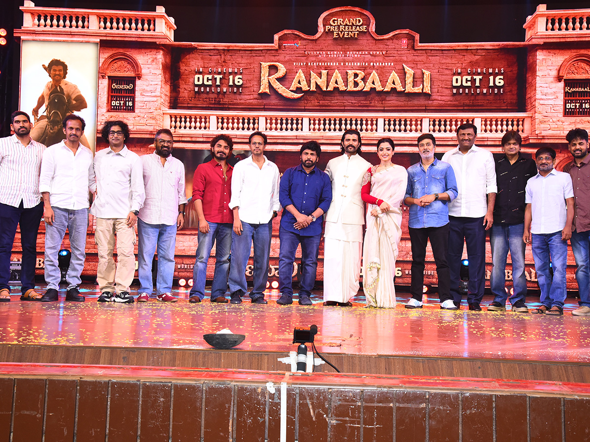 Vijay Deverakonda Ranabaali Moive Pre Release Event Photo Gallery4
