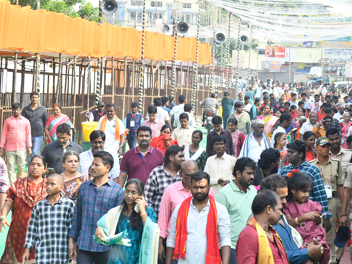 Vijayadashami 2026 Celebrations In Vijayawada Photo Gallery20