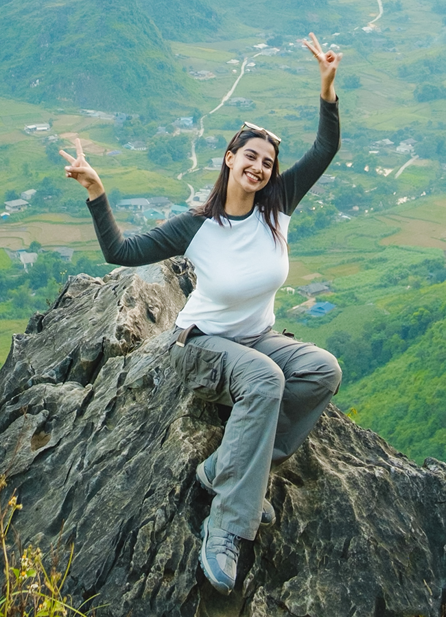 Meenakshi Chaudhary Enjoys Vietnam Trip6