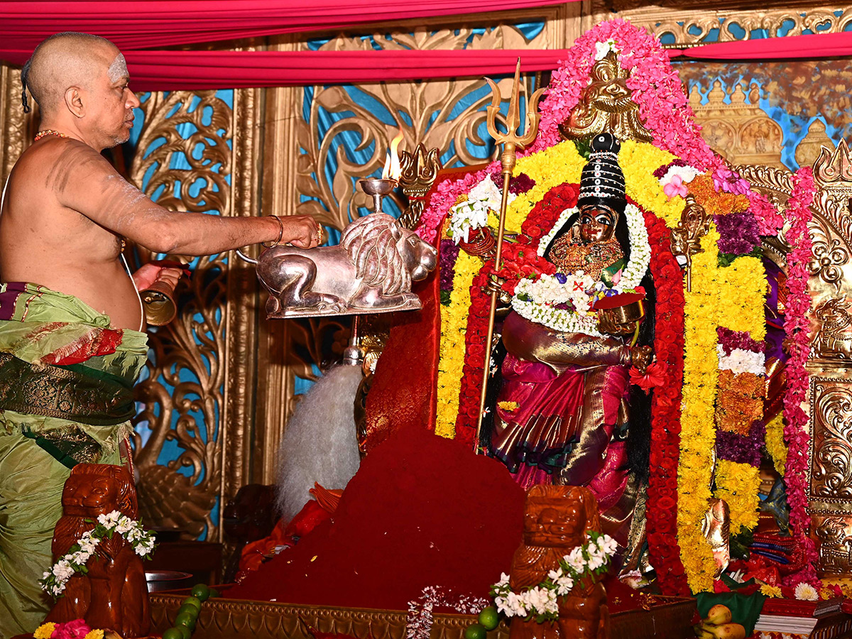 Dasara Sharannavaratri celebrations held with grandeur on Indrakeeladri18