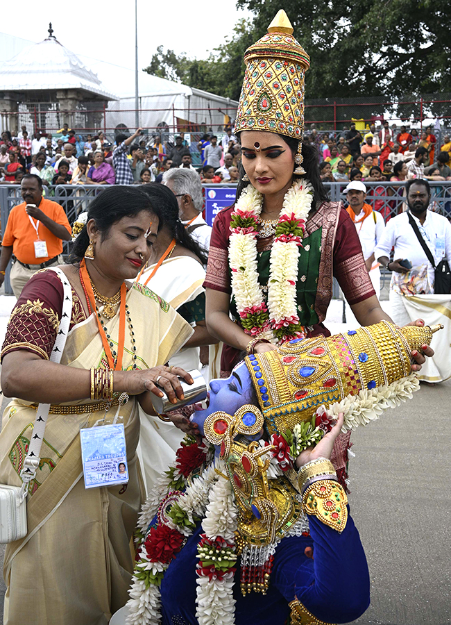 Lord Venkateswara on Kalpavriksha Vahanam26