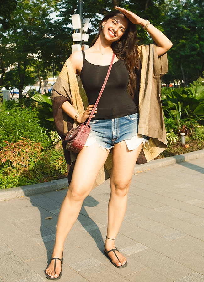 Meenakshi Chaudhary Enjoys Vietnam Trip: Photos7