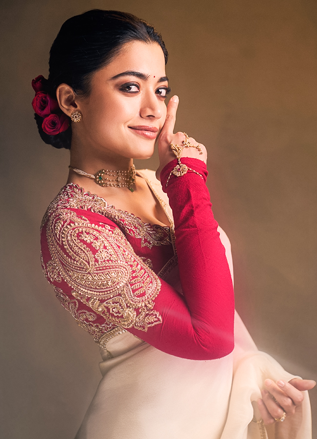 National Crush Rashmika Stuns in Saree2