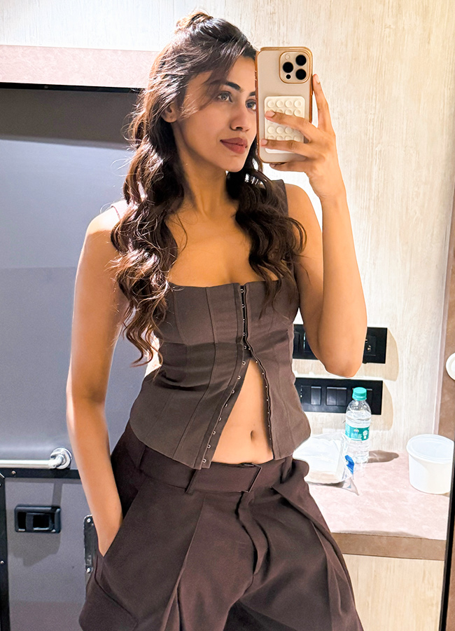 Jailer 2 Apeksha Porwal Shares Shooting Photos5