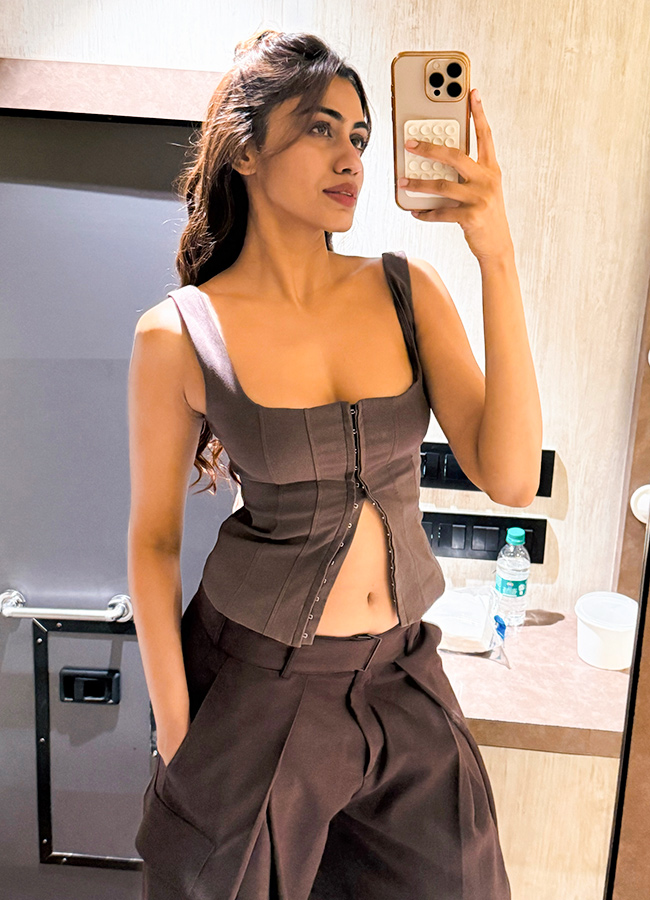 Jailer 2 Apeksha Porwal Shares Shooting Photos10