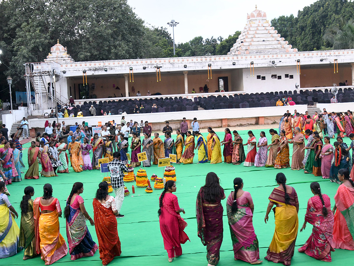 Bathukamma Celebrations at Nampally Public Gardens4