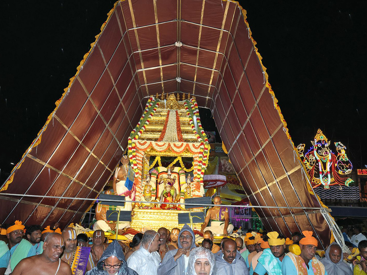 Tirumala : Sarvabhoopala Vahanam Srivari Brahmotsavam3