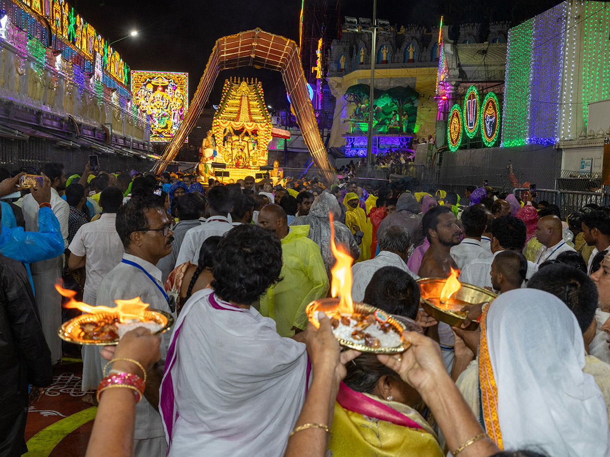 Tirumala : Sarvabhoopala Vahanam Srivari Brahmotsavam6