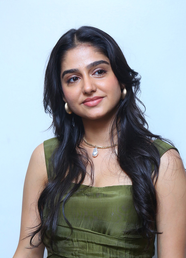Actress Anaswara Rajan Latest Photos3