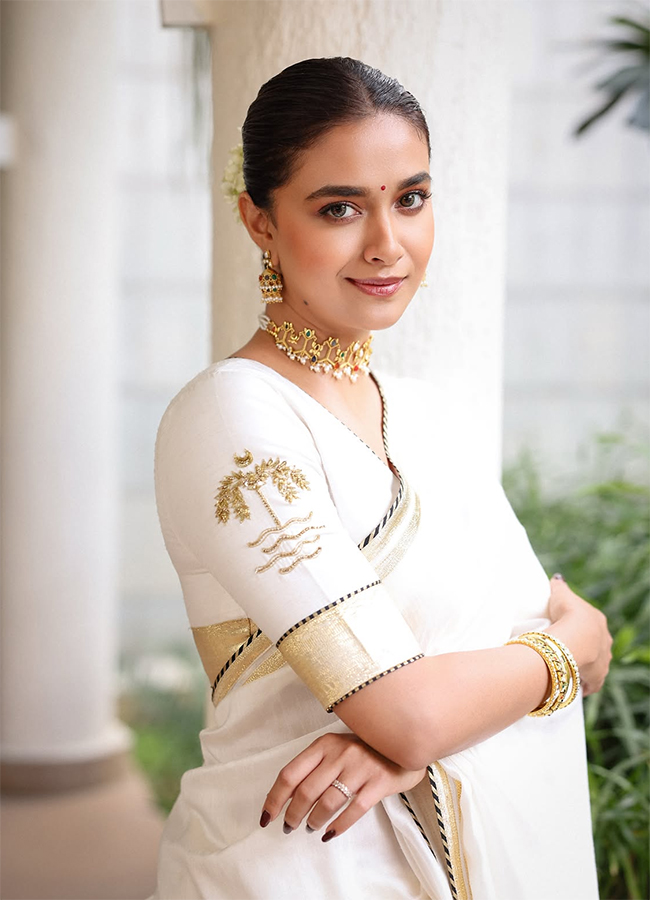 Actress Keerthy Suresh Birthday Celebrations Viral Photos2