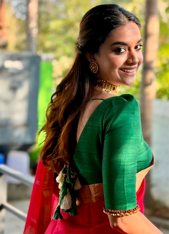 Actress Keerthy Suresh Birthday Celebrations Viral Photos8