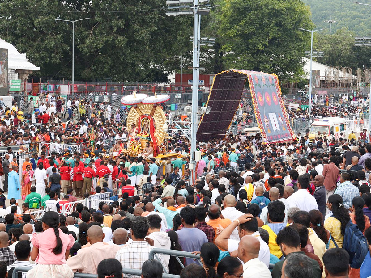 Tirumala Srivari Surya Prabha Vahana Seva Highlights15