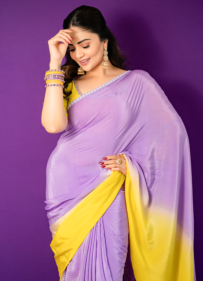 Sreemukhi Stuns in a Colorful Saree16