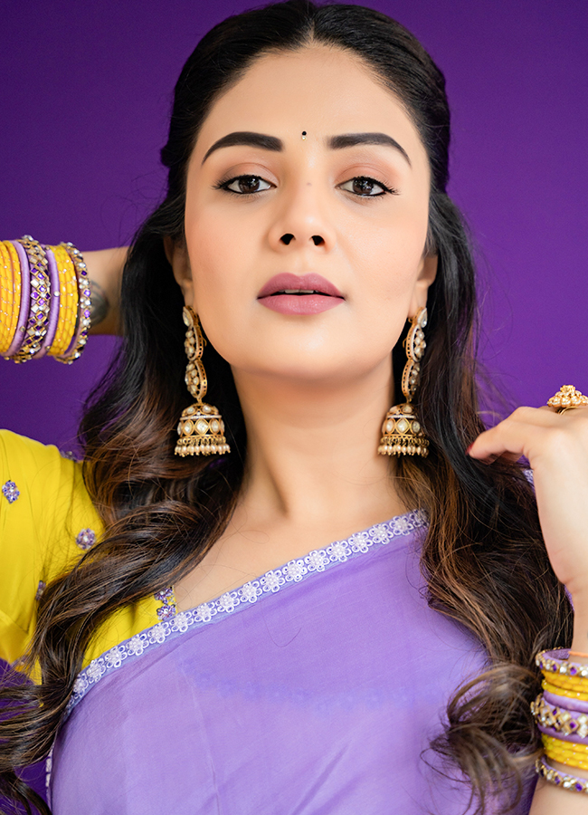Sreemukhi Stuns in a Colorful Saree9